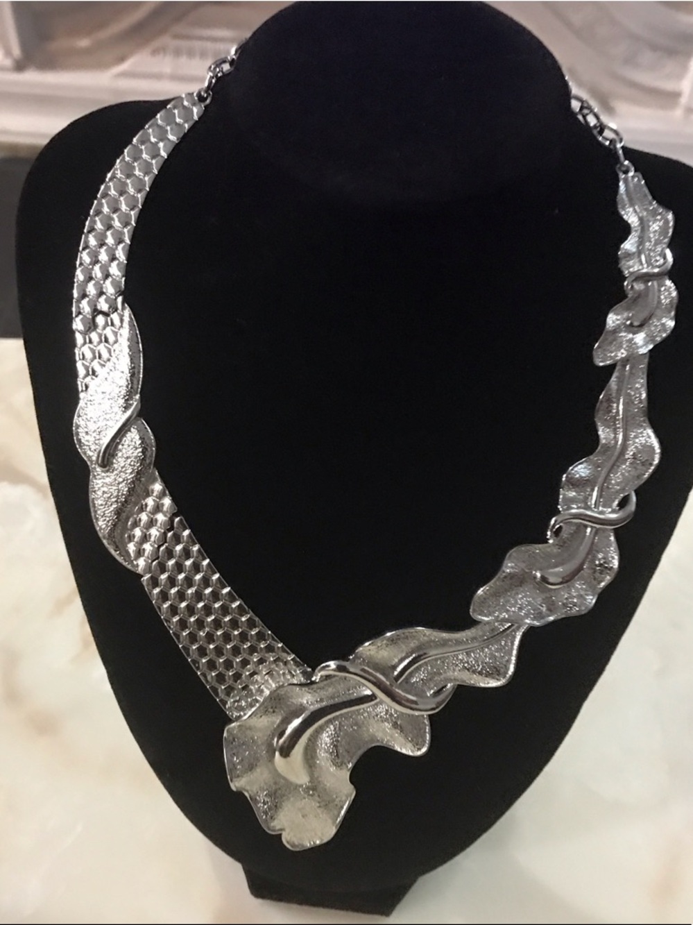 Silver Wave Link Statement Necklace - Women Jewelry